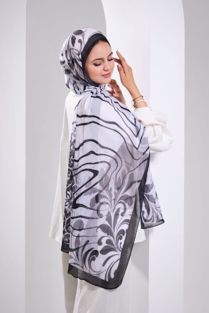 Soft Noir Cotton Scarf